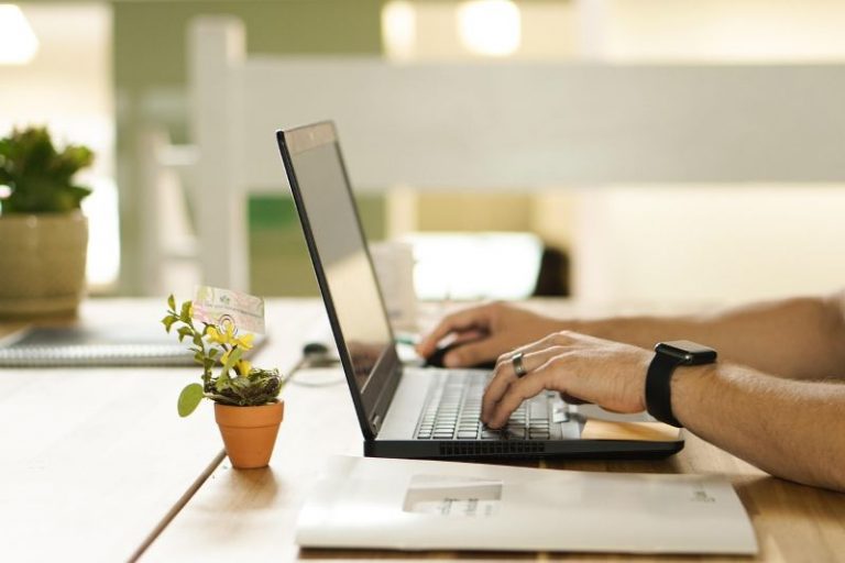 TU Berlin und IT Career Hub suchen Tourismusprojekte für KI-Pilotentwicklungen